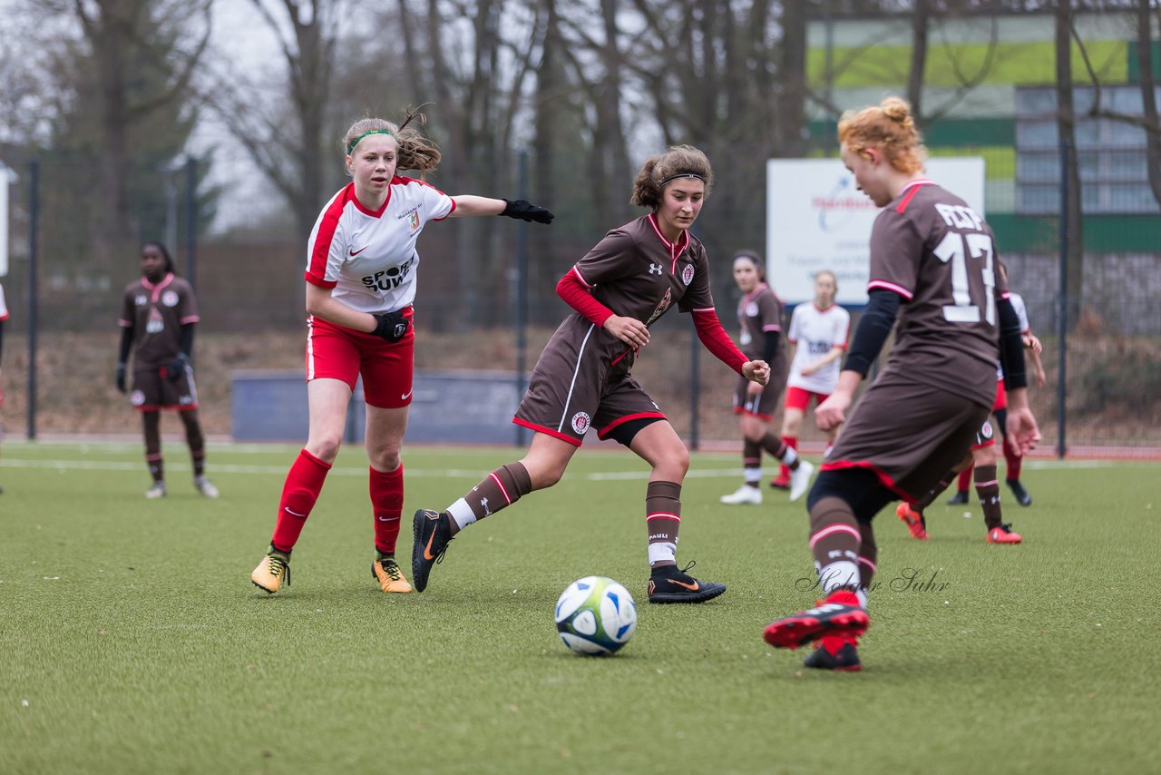 Bild 228 - B-Juniorinnen Walddoerfer - St.Pauli : Ergebnis: 4:1